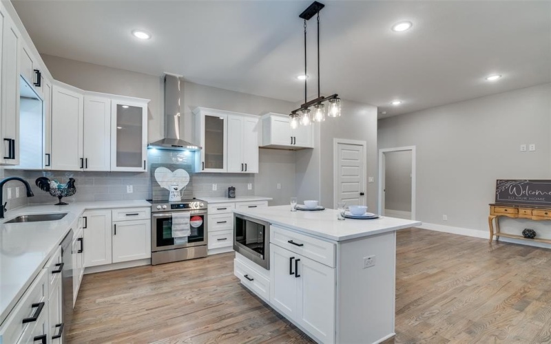 4610 3rd Street, Greenville, TX 75401, 4 Bedrooms Bedrooms, ,2 BathroomsBathrooms,Residential,For Sale,4610 3rd Street,20941051