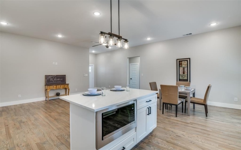 4610 3rd Street, Greenville, TX 75401, 4 Bedrooms Bedrooms, ,2 BathroomsBathrooms,Residential,For Sale,4610 3rd Street,20941051