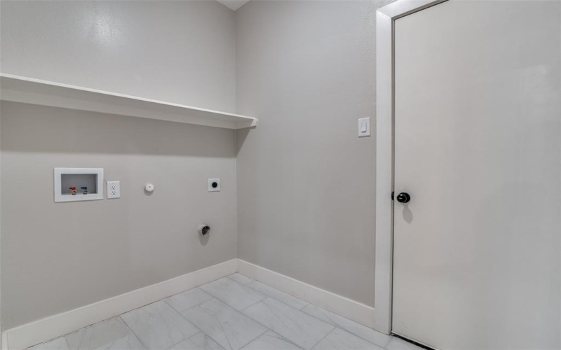 4610 3rd Street, Greenville, TX 75401, 4 Bedrooms Bedrooms, ,2 BathroomsBathrooms,Residential,For Sale,4610 3rd Street,20941051