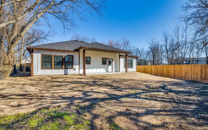 4610 3rd Street, Greenville, TX 75401, 4 Bedrooms Bedrooms, ,2 BathroomsBathrooms,Residential,For Sale,4610 3rd Street,20941051