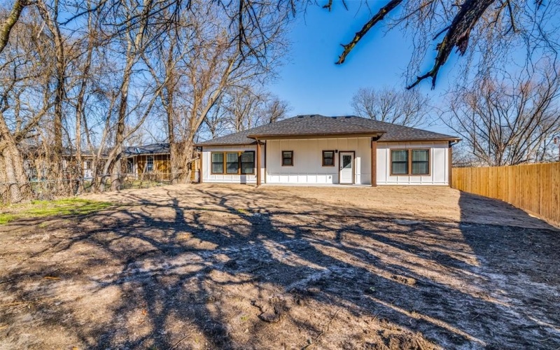 4610 3rd Street, Greenville, TX 75401, 4 Bedrooms Bedrooms, ,2 BathroomsBathrooms,Residential,For Sale,4610 3rd Street,20941051