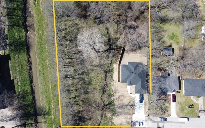 4610 3rd Street, Greenville, TX 75401, 4 Bedrooms Bedrooms, ,2 BathroomsBathrooms,Residential,For Sale,4610 3rd Street,20941051