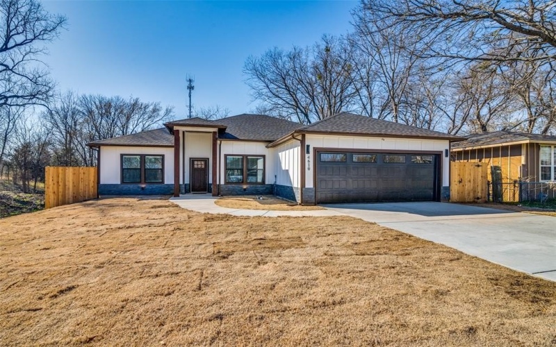 4610 3rd Street, Greenville, TX 75401, 4 Bedrooms Bedrooms, ,2 BathroomsBathrooms,Residential,For Sale,4610 3rd Street,20941051