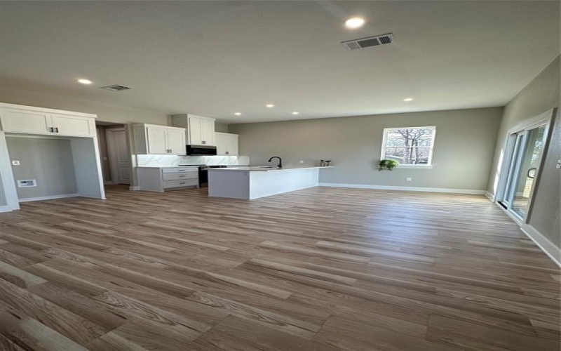 118 Little John, Gun Barrel City, TX 75156, 3 Bedrooms Bedrooms, ,2 BathroomsBathrooms,Residential,For Sale,118 Little John,20941097