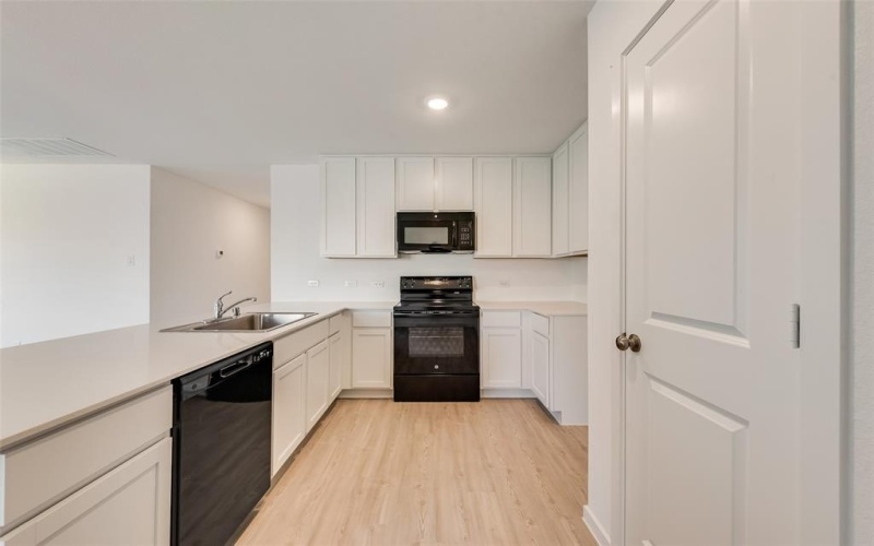 10732 Cowhide Lane, Fort Worth, TX 76108, 4 Bedrooms Bedrooms, ,2 BathroomsBathrooms,Residential,For Sale,10732 Cowhide Lane,20941142