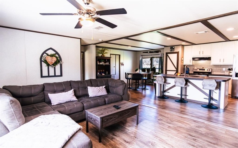 179 Rs County Road 3330, Emory, TX 75440, 3 Habitaciones Habitaciones , ,2 BañosBaños,Residential,En Venta,179 Rs County Road 3330,20941174