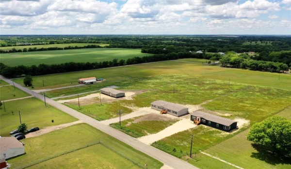 1203 Old Ida Rd, Sherman, TX 75090, 5 Bedrooms Bedrooms, ,2 BathroomsBathrooms,Residential,For Sale,1203 Old Ida Rd,20941288