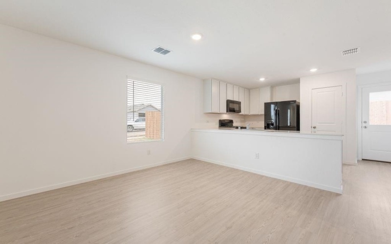 1680 Crested Way, Fort Worth, TX 76140, 3 Bedrooms Bedrooms, ,2 BathroomsBathrooms,Residential,For Sale,1680 Crested Way,20941545