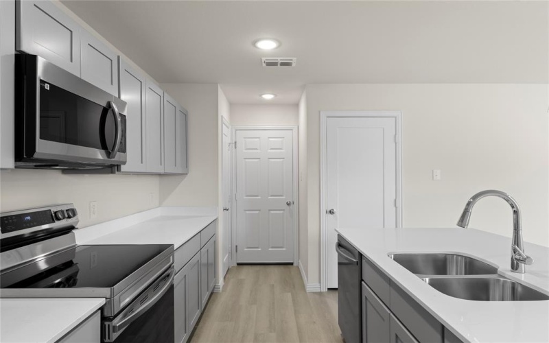 120 Doma Avenue, Greenville, TX 75402, 4 Habitaciones Habitaciones , ,3 BañosBaños,Residential,En Venta,120 Doma Avenue,20941615