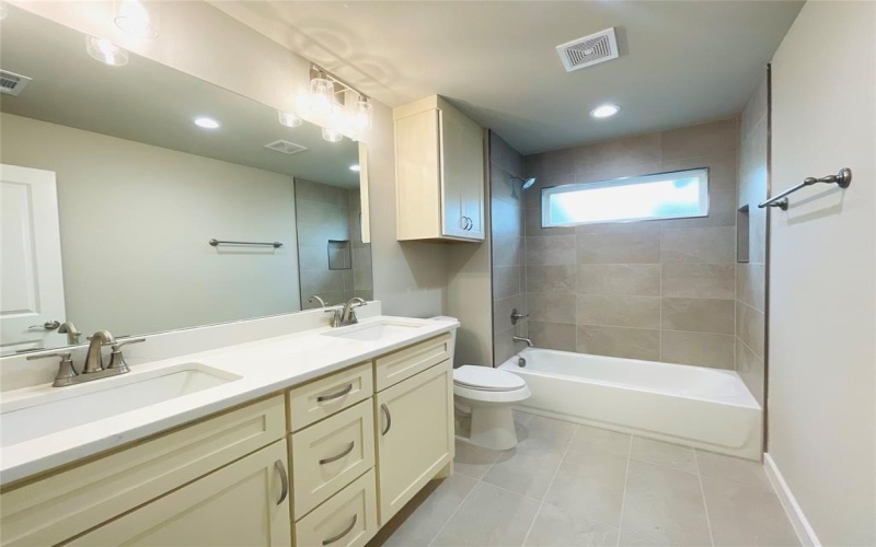 3246 Rutledge Street, Dallas, TX 75215, 4 Bedrooms Bedrooms, ,2 BathroomsBathrooms,Residential Lease,For Rent,3246 Rutledge Street,20941645