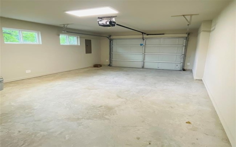 3246 Rutledge Street, Dallas, TX 75215, 4 Bedrooms Bedrooms, ,2 BathroomsBathrooms,Residential Lease,For Rent,3246 Rutledge Street,20941645