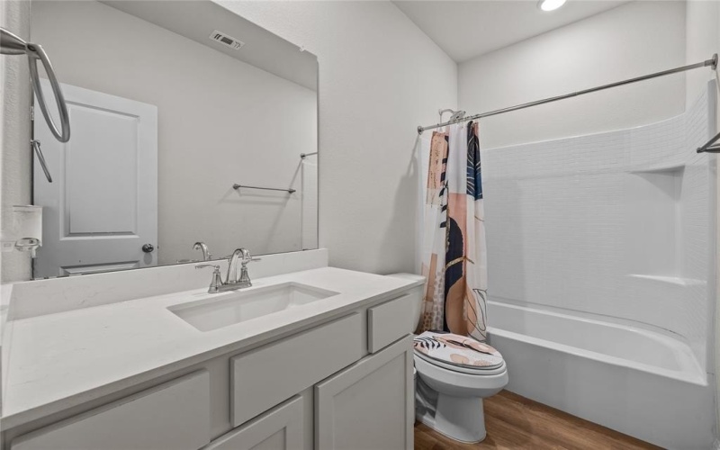 3732 Avenue J, Fort Worth, TX 76105, 3 Bedrooms Bedrooms, ,2 BathroomsBathrooms,Residential,For Sale,3732 Avenue J,20941659