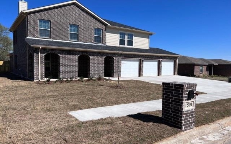 1501 Linda Drive, Sherman, TX 75090, 4 Bedrooms Bedrooms, ,2 BathroomsBathrooms,Residential Lease,For Rent,1501 Linda Drive,20941744