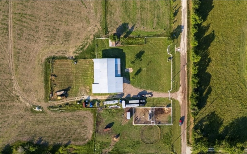 303 Lcr 626, Groesbeck, TX 76642, 4 Bedrooms Bedrooms, ,2 BathroomsBathrooms,Residential,For Sale,303 Lcr 626,20941765