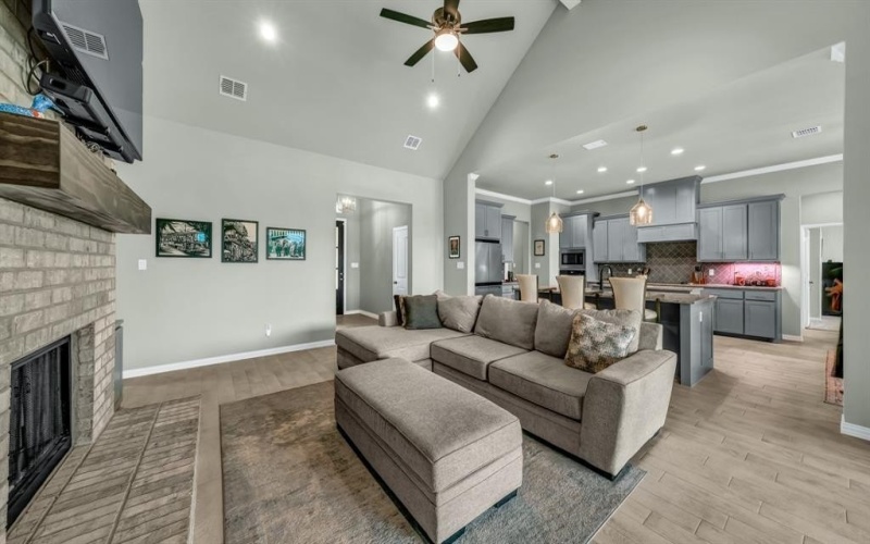 1023 Arbor Hills Court, Poolville, TX 76487, 4 Bedrooms Bedrooms, ,3 BathroomsBathrooms,Residential,For Sale,1023 Arbor Hills Court,20939412