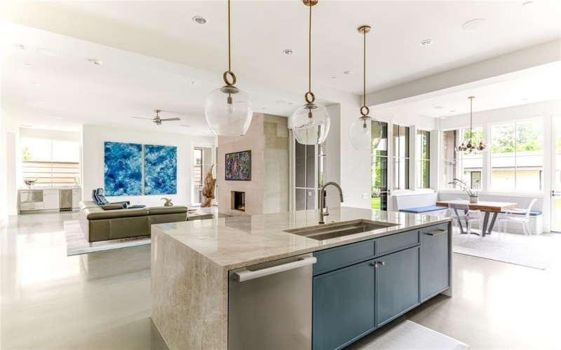 8404 Swananoah Road, Dallas, TX 75209, 5 Bedrooms Bedrooms, ,6 BathroomsBathrooms,Residential,For Sale,8404 Swananoah Road,20939609