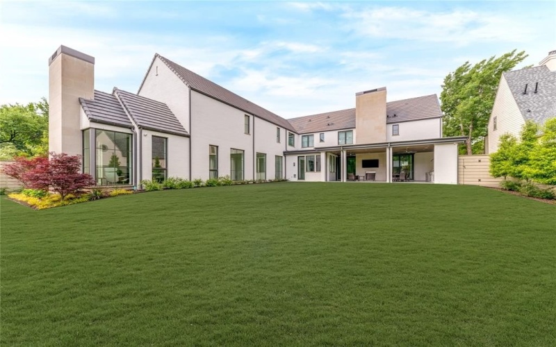 8404 Swananoah Road, Dallas, TX 75209, 5 Bedrooms Bedrooms, ,6 BathroomsBathrooms,Residential,For Sale,8404 Swananoah Road,20939609