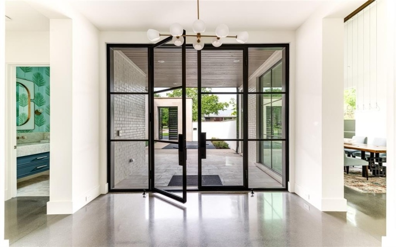8404 Swananoah Road, Dallas, TX 75209, 5 Bedrooms Bedrooms, ,6 BathroomsBathrooms,Residential,For Sale,8404 Swananoah Road,20939609
