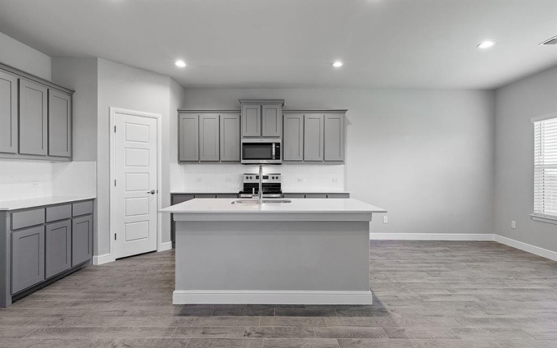 4249 CORNERSTONE Circle, Granbury, TX 76048, 4 Habitaciones Habitaciones , ,3 BañosBaños,Residential,En Venta,4249 CORNERSTONE Circle,20939671