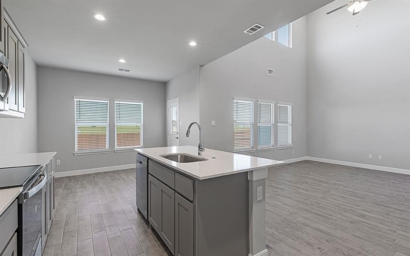 4249 CORNERSTONE Circle, Granbury, TX 76048, 4 Habitaciones Habitaciones , ,3 BañosBaños,Residential,En Venta,4249 CORNERSTONE Circle,20939671