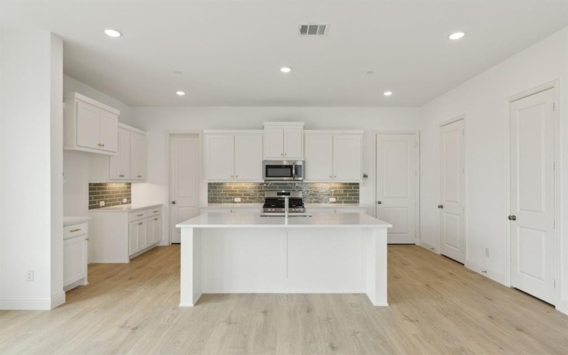 15792 Millwood Trail, Frisco, TX 75033, 3 Habitaciones Habitaciones , ,2 BañosBaños,Residential,En Venta,15792 Millwood Trail,20940212