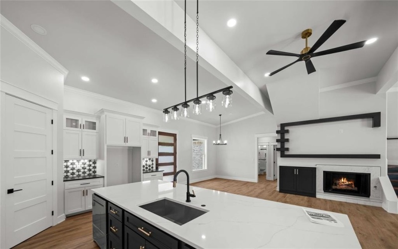 19383 Ridge Point, Lindale, TX 75771, 4 Bedrooms Bedrooms, ,5 BathroomsBathrooms,Residential,For Sale,19383 Ridge Point,20940408