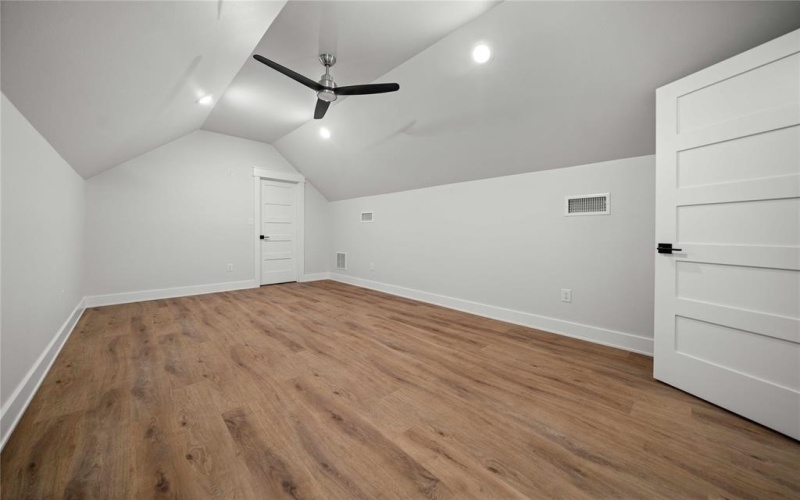 19383 Ridge Point, Lindale, TX 75771, 4 Bedrooms Bedrooms, ,5 BathroomsBathrooms,Residential,For Sale,19383 Ridge Point,20940408