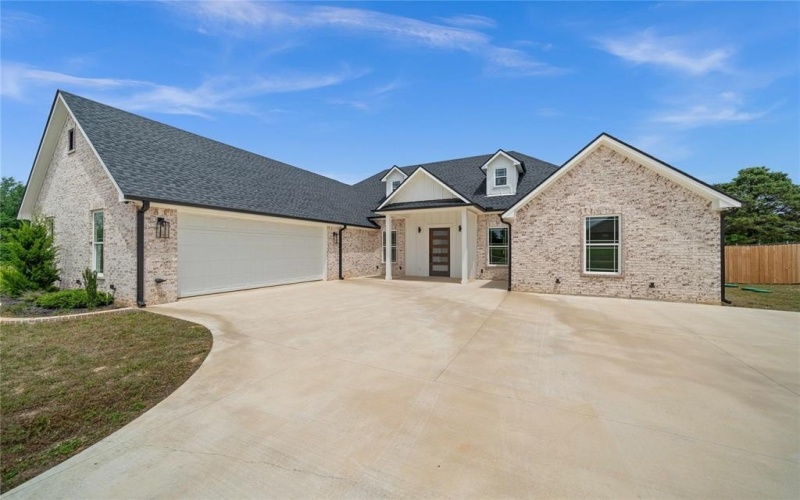 19383 Ridge Point, Lindale, TX 75771, 4 Bedrooms Bedrooms, ,5 BathroomsBathrooms,Residential,For Sale,19383 Ridge Point,20940408