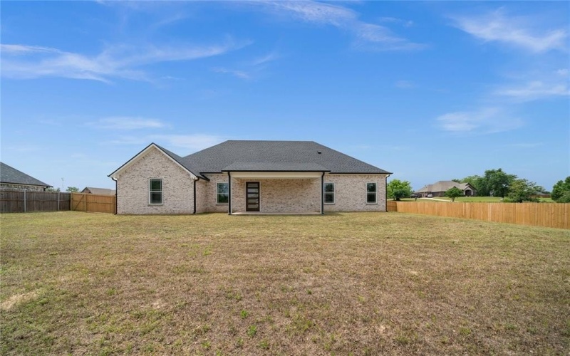 19383 Ridge Point, Lindale, TX 75771, 4 Bedrooms Bedrooms, ,5 BathroomsBathrooms,Residential,For Sale,19383 Ridge Point,20940408