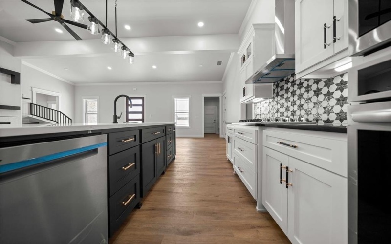 19383 Ridge Point, Lindale, TX 75771, 4 Bedrooms Bedrooms, ,5 BathroomsBathrooms,Residential,For Sale,19383 Ridge Point,20940408