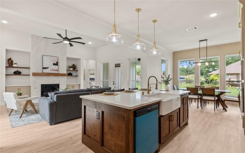 114 Springwood Road, Enchanted Oaks, TX 75156, 3 Bedrooms Bedrooms, ,2 BathroomsBathrooms,Residential,For Sale,114 Springwood Road,20940426