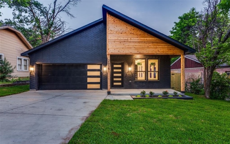 2614 Avenue G, Fort Worth, TX 76105, 3 Bedrooms Bedrooms, ,2 BathroomsBathrooms,Residential,For Sale,2614 Avenue G,20940685