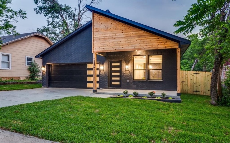 2614 Avenue G, Fort Worth, TX 76105, 3 Bedrooms Bedrooms, ,2 BathroomsBathrooms,Residential,For Sale,2614 Avenue G,20940685