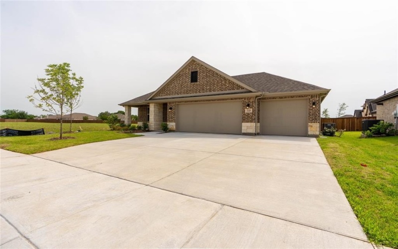 1129 Longhorn Lane, Forney, TX 75126, 4 Bedrooms Bedrooms, ,2 BathroomsBathrooms,Residential Lease,For Rent,1129 Longhorn Lane,20940763