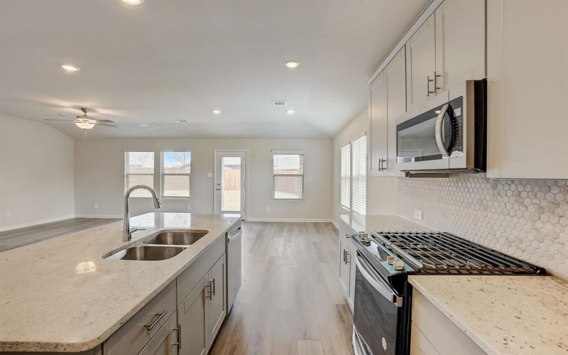 2231 Lone Star Lane, Seagoville, TX 75159, 4 Habitaciones Habitaciones , ,3 BañosBaños,Residential,En Venta,2231 Lone Star Lane,20940800