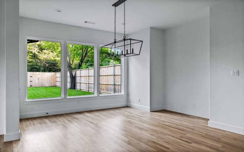 9234 San Fernando Way, Dallas, TX 75218, 4 Bedrooms Bedrooms, ,5 BathroomsBathrooms,Residential,For Sale,9234 San Fernando Way,20940810