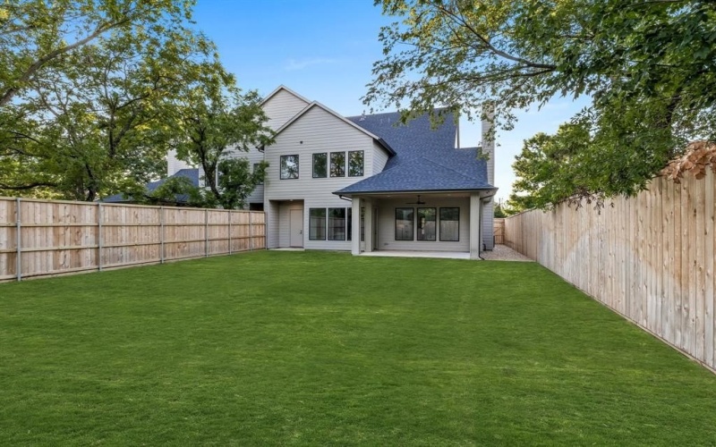 9234 San Fernando Way, Dallas, TX 75218, 4 Bedrooms Bedrooms, ,5 BathroomsBathrooms,Residential,For Sale,9234 San Fernando Way,20940810