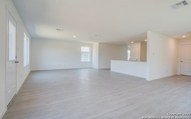 523 Kathleen Pike Ridge, San Antonio, TX 78253, 4 Habitaciones Habitaciones , ,2 BañosBaños,Residential Lease,En Alquiler,523 Kathleen Pike Ridge,1868304