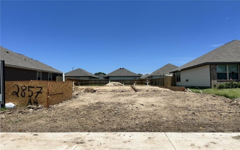 2857 Messenger Way, Bryan, TX 77803, 3 Bedrooms Bedrooms, ,2 BathroomsBathrooms,Residential,For Sale,2857 Messenger Way,25005899