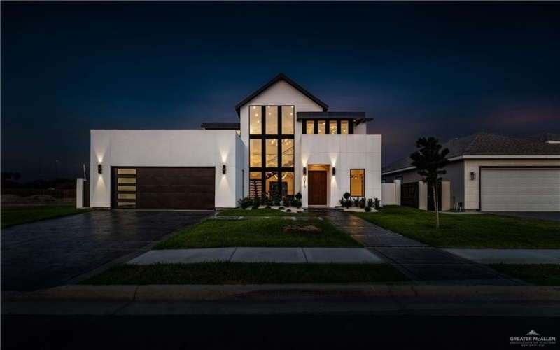 4916 N 26th Street, McAllen, TX 78504, 4 Habitaciones Habitaciones , ,3 BañosBaños,Residential,En Venta,4916 N 26th Street,471687