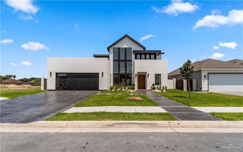4916 N 26th Street, McAllen, TX 78504, 4 Habitaciones Habitaciones , ,3 BañosBaños,Residential,En Venta,4916 N 26th Street,471687