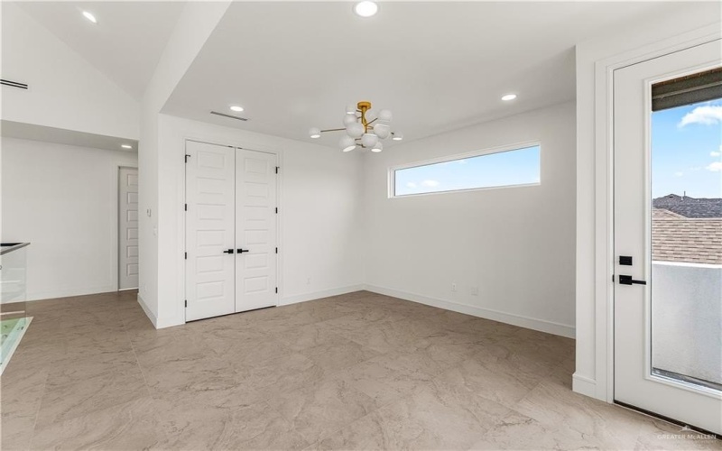 4916 N 26th Street, McAllen, TX 78504, 4 Habitaciones Habitaciones , ,3 BañosBaños,Residential,En Venta,4916 N 26th Street,471687