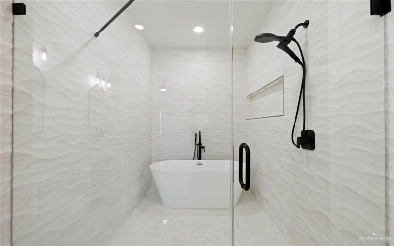 3726 White Rock Circle, Harlingen, TX 78552, 4 Habitaciones Habitaciones , ,3 BañosBaños,Residential,En Venta,3726 White Rock Circle,471768