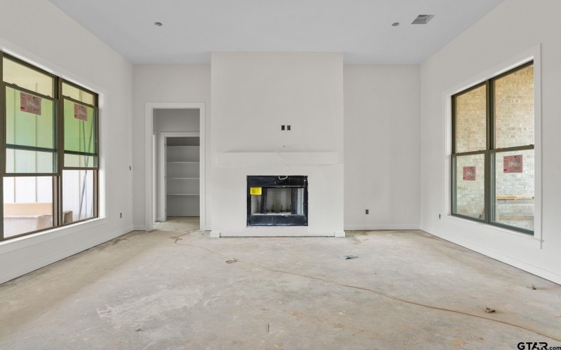 15326 CR 1100, Tyler, TX 75703, 3 Habitaciones Habitaciones , ,2 BañosBaños,Residential,En Venta,15326 CR 1100,25007660