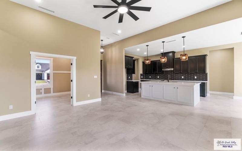 811 17TH ST., WESLACO, TX 78596, 3 Habitaciones Habitaciones , ,2 BañosBaños,Residential Lease,En Alquiler,811 17TH ST.,29765359