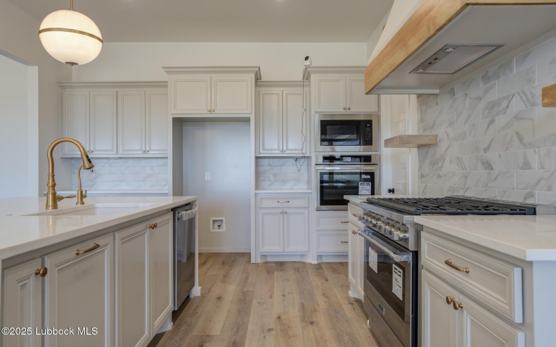 3121 County Rd 7660, Lubbock, TX 79423, 4 Bedrooms Bedrooms, ,3 BathroomsBathrooms,Residential,For Sale,3121 County Rd 7660,202554951