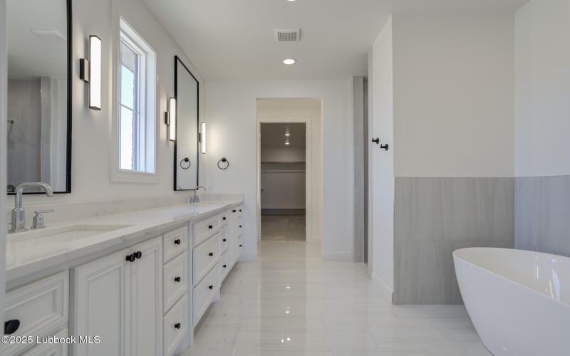 3121 County Rd 7660, Lubbock, TX 79423, 4 Bedrooms Bedrooms, ,3 BathroomsBathrooms,Residential,For Sale,3121 County Rd 7660,202554951