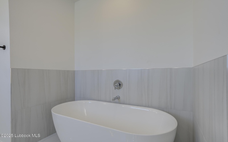 3121 County Rd 7660, Lubbock, TX 79423, 4 Bedrooms Bedrooms, ,3 BathroomsBathrooms,Residential,For Sale,3121 County Rd 7660,202554951