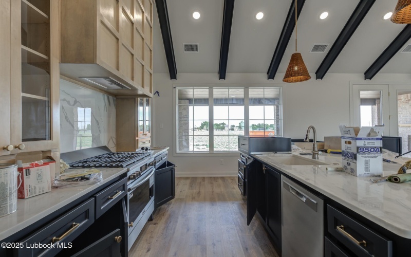 1008 County Rd 7710, Lubbock, TX 79423, 4 Bedrooms Bedrooms, ,3 BathroomsBathrooms,Residential,For Sale,1008 County Rd 7710,202554960