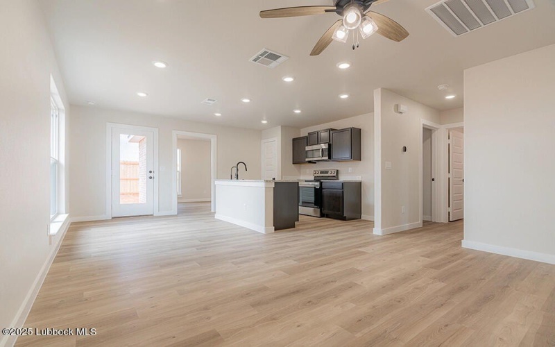 3519 Turner Avenue, Lubbock, TX 79407, 3 Bedrooms Bedrooms, ,2 BathroomsBathrooms,Residential Lease,For Rent,3519 Turner Avenue,202554994